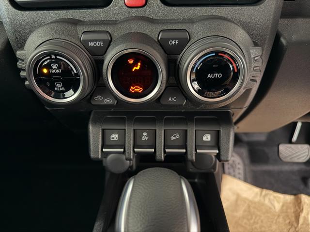 ジムニーシエラ JC 9インチナビ フルセグ シートヒーター LEDライト フォグランプ クリアランスソナー スマートキー 15インチAW アダプティブクルーズ セーフティサポート(10枚目)