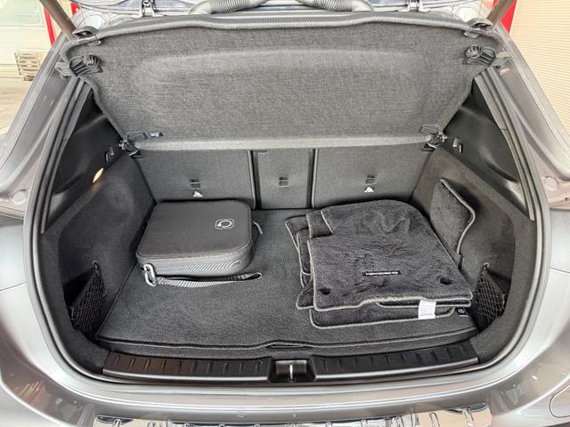 EQA EQA250 AMGラインパッケージ ナビ 360度カメラ パノラミックスライディングルーフ ヘッドアップディスプレイ パワーシート シートヒーター ETC2.0 レーダーセーフティパッケージ 20インチAW パワーバックドア(26枚目)