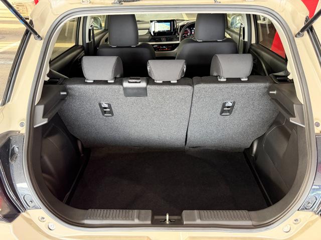 スイフト XG メモリーナビ フルセグ シートヒーター BSM LEDライト クリアランスソナー スマートキー アダプティブクルーズ(21枚目)