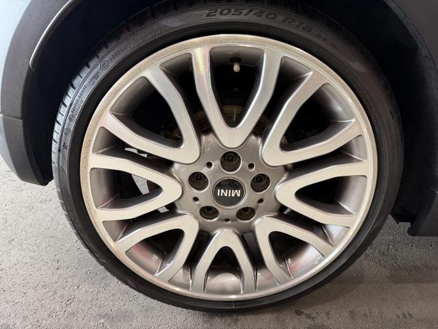 ＭＩＮＩ クーパーＳ　コンバーチブル　ナビ　本革シート　シートヒーター　ＥＴＣ　ＬＥＤ　クリアランスソナー　スマートキー　１８インチＡＷ　アダプティブクルーズ（19枚目）