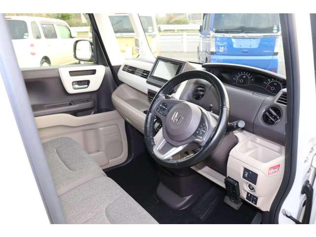 G・Lホンダセンシング ディスプレイオーディオ・Bluetooth・CD/DVD・ETC・ドラレコ・クルコン・LEDヘッドライト・片側パワースライドドア・電動格納ミラー・プッシュスタート・スマートキー・USBポート(22枚目)