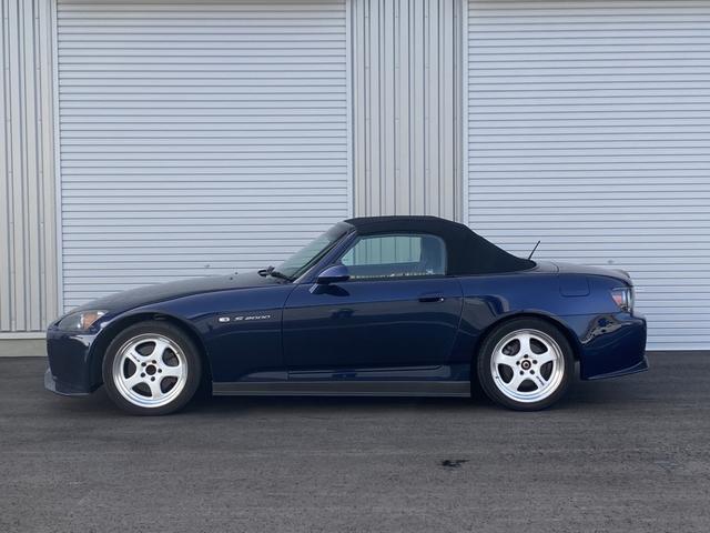 Ｓ２０００ ベースグレード　エアバッグ　ＡＢＳ　キーレス　パワーステアリング　衝突安全ボディ　キセノンヘッドライト　パワーウインドウ　車検令和６年１０月（9枚目）