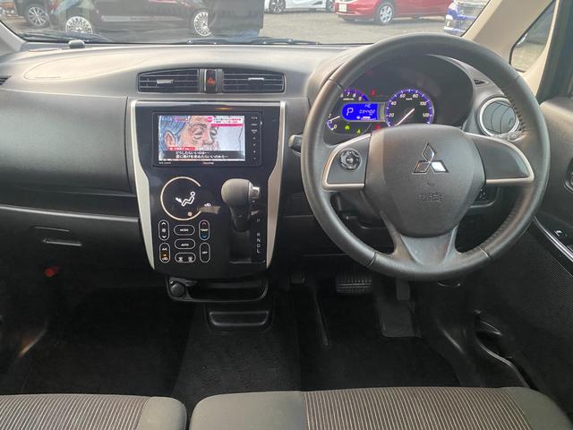 ｅＫカスタム Ｇセーフティパッケージ　オートハイビーム　ｉ－ｓｔｏｐ　Ｂｌｕｅｔｏｏｔｈ　シートヒータ　ＥＴＣ　ナビ　バックカメラ　スマートキー＆プッシュスタート　横滑り防止　オートエアコン　パワーウィンドウ　サイドカメラ　ＡＢＳ（13枚目）