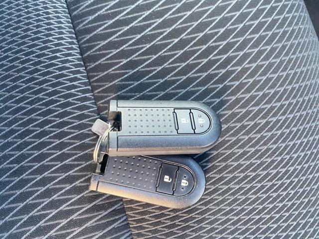 ムーヴ カスタム　Ｘ　ハイパーＳＡＩＩ　ブレーキサポート　エコアイドル　盗難防止装置　カーナビ　スマートキー　ＬＥＤヘッドランプ　オートライト　オートエアコン　ベンチシート　ＥＴＣ　メモリーナビ　ＡＢＳ　キーフリー　ＥＳＣ（19枚目）