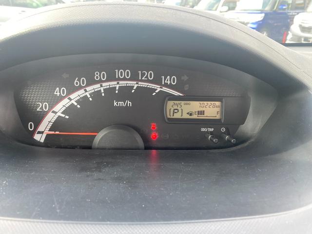 ムーヴ Ｌ　盗難防止アラーム　ＰＳ　ＰＷ　ベンチシートフルフラット　ＡＣ　キーレス付き　運転席助手席エアバック　運転席エアバッグ　フロントベンチシート　衝突安全ボディ　ＡＢＳ（16枚目）