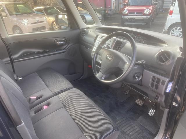 タント カスタムＸリミテッド　スマートキー付　盗難警報装置　キーレス付き　ＥＴＣ付き　ＷエアＢ　ＰＷ　ベンチ　ＡＣ　ＰＳ　運転席エアバッグ　安全ボディ　ＡＢＳ（17枚目）