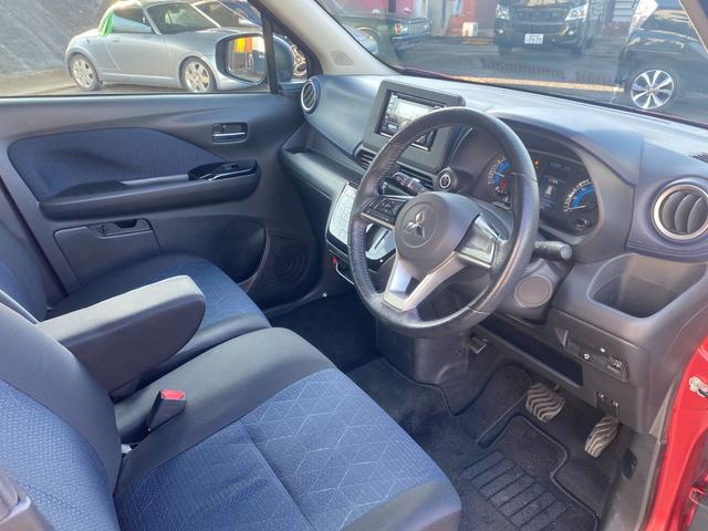 ｅＫクロス Ｇ　エアバッグ　アイスト　オートＬＥＤ　Ｓヒーター　ＬＥＤ　スマートキー　Ａライト　オートエアコン　ベンチシート　キーフリー　サイドエアバッグ　盗難防止システム　パワーステアリング　横滑り防止装置　ＡＢＳ（17枚目）