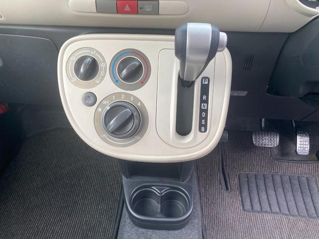 ミラココア ココアＸスペシャル　オートエアコン　キ－レス　運転席エアバック　パワステ　ＡＢＳ　ベンチシート　衝突安全ボディ　セキュリティ　デュアルエアバッグ　ＰＷ（18枚目）