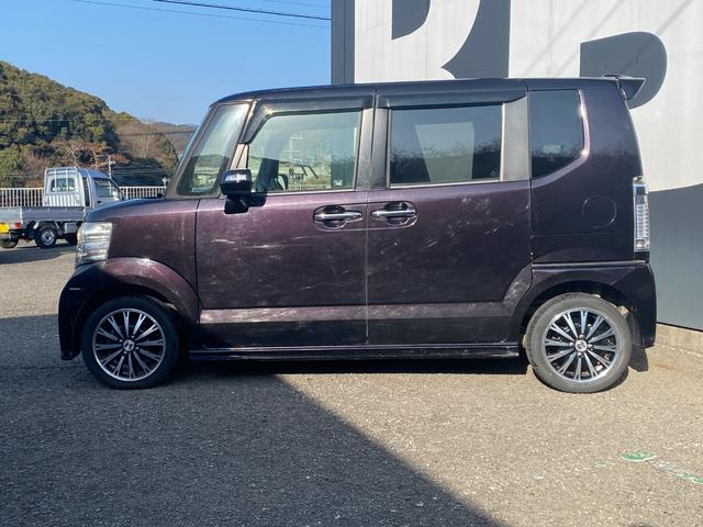 Ｎ－ＢＯＸカスタム Ｇ・ターボパッケージ　全席パワーウインドウ　メモリナビ　運転席エアバック　盗難警報装置　ＡＡＣ　リモコンキー　ブルートゥース　オートクルーズ　パワーステアリング　横滑防止　ＡＢＳ　インテリＫ　ナビゲーション付　ベンチシ－ト（4枚目）