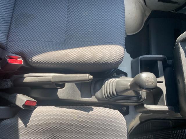 ハイゼットトラック ジャンボ　ＰＳ　エアコン　ＡＢＳ　運転席エアバッグ　パワーウィンドー（21枚目）