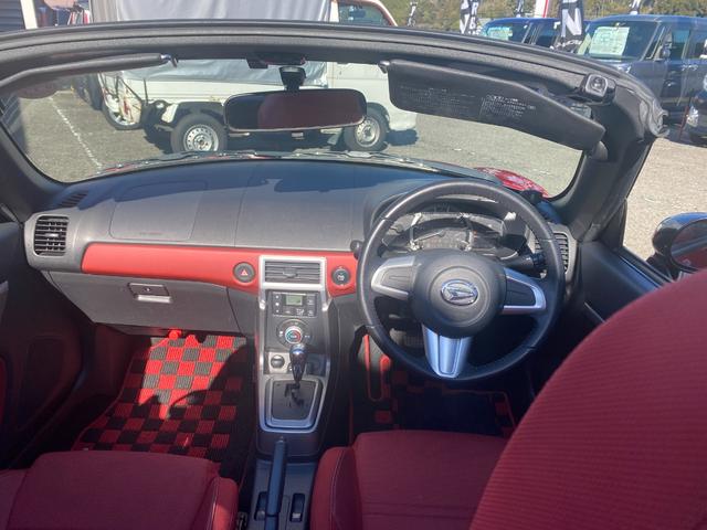 コペン セロ 助手席エアバック Sキー キーレスエントリー フルオートエアコン ETC車載器 運転席エアバッグ LEDヘットランプ パワーウインドウ ABS 衝突安全ボディ シートヒーター パワーステアリング(17枚目)