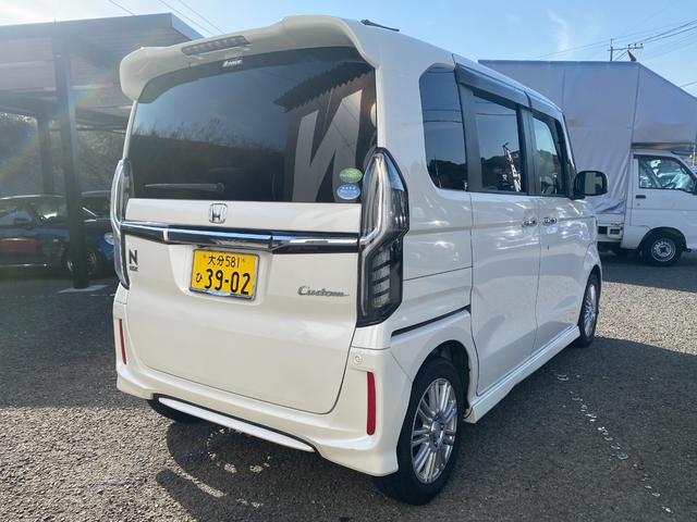 Ｎ－ＢＯＸカスタム Ｇ・Ｌホンダセンシング　ベンチ　助手席エアバック　クリソナ　フルフラットシート　エアＢ　オートＬＥＤ　バックアイカメラ　キーフリーシステム　スマートキーＰスタート　レーンアシスト　クルーズコントロール　盗難防止システム　ＰＷ（7枚目）