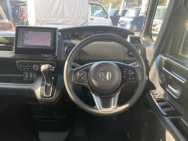 Ｎ－ＢＯＸカスタム Ｇ・Ｌホンダセンシング　ベンチ　助手席エアバック　クリソナ　フルフラットシート　エアＢ　オートＬＥＤ　バックアイカメラ　キーフリーシステム　スマートキーＰスタート　レーンアシスト　クルーズコントロール　盗難防止システム　ＰＷ（14枚目）