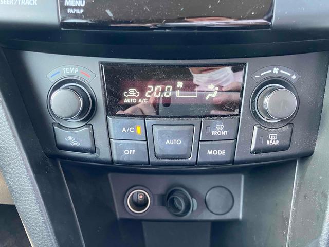 スイフト ＸＧ　スマートキー２個　電動格納ミラー　ＣＶＴ　盗難防止システム　衝突安全ボディ　記録簿　ＡＢＳ　ＥＳＣ　ＣＤ　エアコン　パワーステアリング　パワーウィンドウ（4枚目）