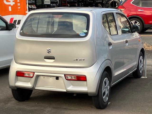 アルト Ｆ　キーレスエントリー／ＣＤ再生／エアコン／パワーステアリング／パワーウィンドウ（17枚目）