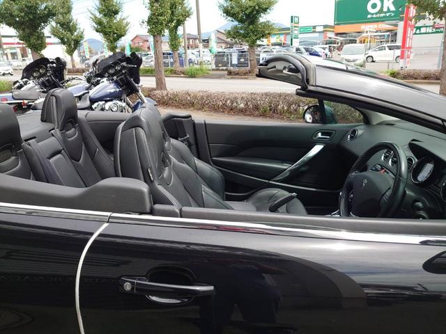 ３０８ ＣＣ　プレミアム　純正アルミホイール　革シート　ＣＤ再生　パワーシート　走行９．５万キロ　車検令和４年１２月　修復歴無し　ＥＴＣ　盗難防止付システム　エアコン　パワステ　パワーウィンドウ　運転手席エアバッグ（4枚目）