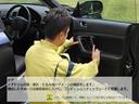 　電動オープン、革シート、スマートキー、ＬＥＤヘッドライト、純正アルミ（15枚目）