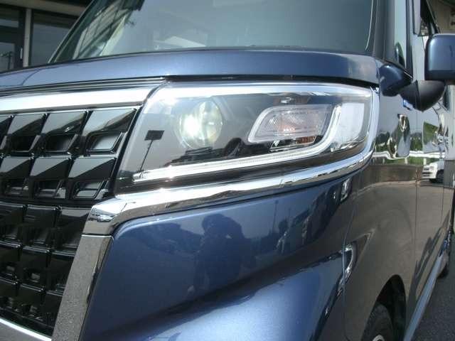 フレアワゴンカスタムスタイル ハイブリッドＸＴ　／衝突被害軽減ブレーキ／アクセル踏み間違い防止／クルコン／障害物センサー／８ｉｎｃｈメモリーナビ／全周囲カメラ／フルセグＴＶ／前後ドライブレコーダー／両側電動スライドドア／ＥＴＣ車載器／スマートキー（30枚目）