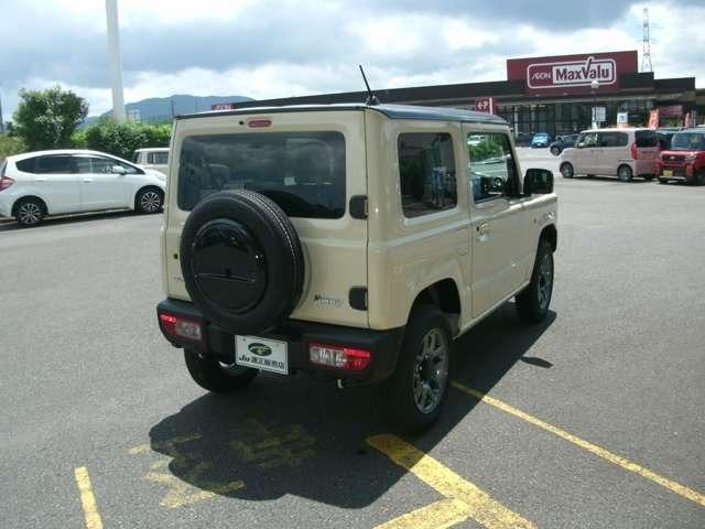 ジムニー ＸＣ　／４ＷＤ／ＡＴ４速／ターボ／衝突被害軽減ブレーキ／車線逸脱警報／アクセル踏み間違い防止／自動ハイビーム／障害物センサー／ＬＥＤライト／両席シートヒーター／スマートキー／ＥＴＣ車載器／純正アルミホイール（22枚目）