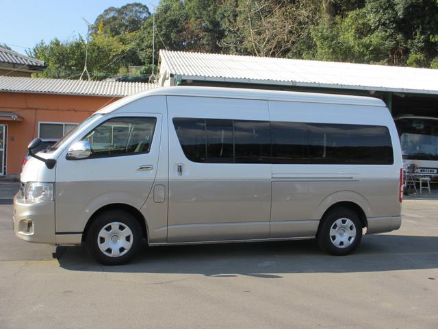 グランドキャビン 禁煙車 DVDナビ ETC 電動リアゲート(3枚目)