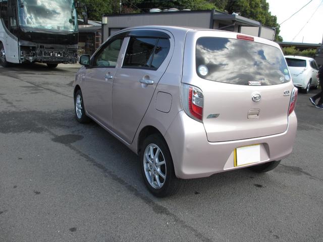 ミライース Ｘ　車検８年２月　電動格納ミラー　キーレスエントリー　ＣＶＴ　アイドリングストップ　ＣＶＴ　エアコン　パワステ　パワーウインドウ　走行６．５万ｋｍ（8枚目）