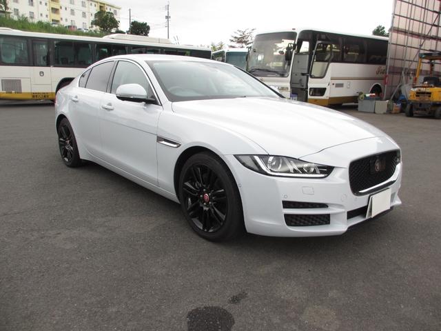 ＸＥ ＸＥ　プレステージ　革シート　車検８年１２月　パワーシート　１８インチオプションホイル（3枚目）