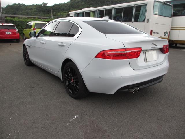 ＸＥ ＸＥ　プレステージ　革シート　車検８年１２月　パワーシート　１８インチオプションホイル（8枚目）