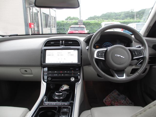ＸＥ ＸＥ　プレステージ　革シート　車検８年１２月　パワーシート　１８インチオプションホイル（9枚目）