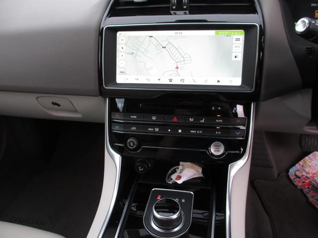 ＸＥ ＸＥ　プレステージ　革シート　車検８年１２月　パワーシート　１８インチオプションホイル（10枚目）