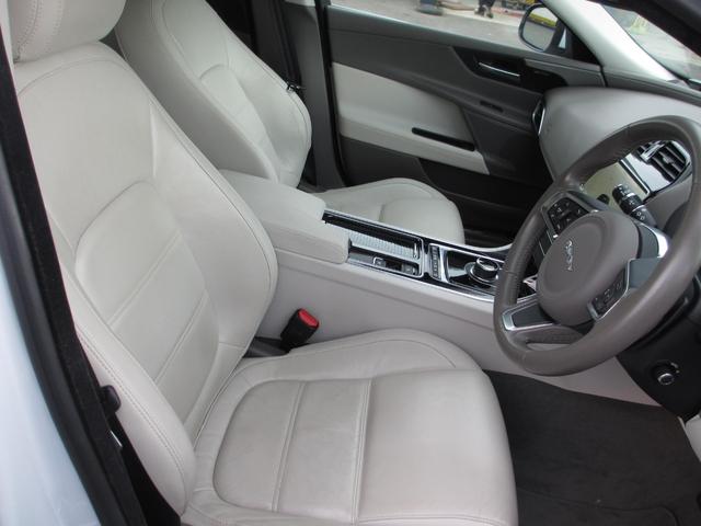 ＸＥ ＸＥ　プレステージ　革シート　車検８年１２月　パワーシート　１８インチオプションホイル（13枚目）