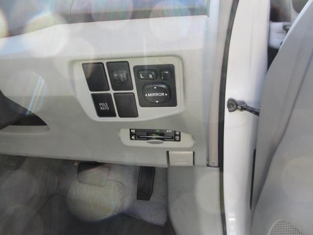 プリウス S(14枚目)