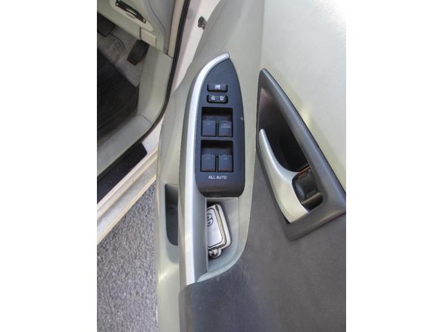 プリウス S(15枚目)