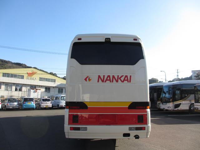 エアロクィーン スーパーハイデッカー　デンソーエアコン　貸切車　後方トイレ付　冷蔵庫　ＤＶＤ　ポット（6枚目）