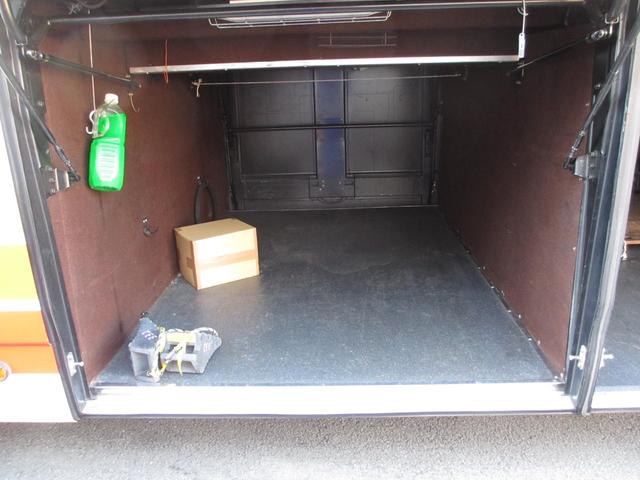 エアロクィーン スーパーハイデッカー　デンソーエアコン　貸切車　後方トイレ付　冷蔵庫　ＤＶＤ　ポット（21枚目）