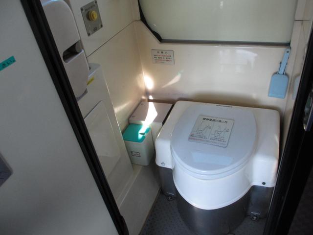エアロクィーン スーパーハイデッカー　デンソーエアコン　貸切車　後方トイレ付　冷蔵庫　ＤＶＤ　ポット（26枚目）