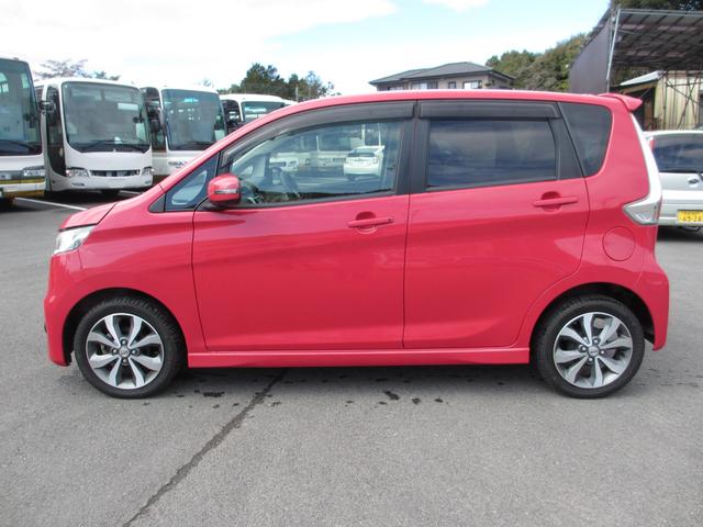 デイズ ハイウェイスター　Ｇターボ　プッシュスタート　インテリキー　アラウンドビューモニター　エマージェンシーブレーキ（4枚目）