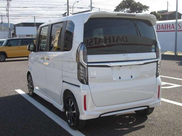 G・Lホンダセンシング 保証付 届出済未使用車 禁煙車 衝突被害軽減ブレーキ レーンアシスト ETC バックカメラ 電動スライドドア アイドリングストップ LEDライト オートライト シートヒーター 整備点検記録簿付(9枚目)