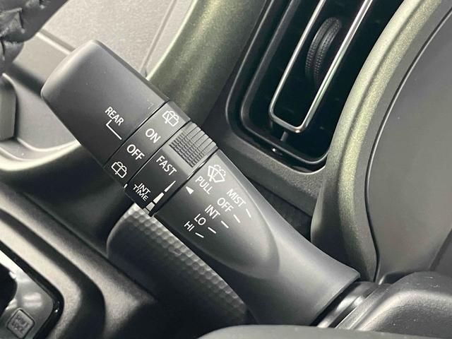 ハスラー タフワイルド　クリアランスソナー　オートクルーズコントロール　レーンアシスト　衝突被害軽減システム　オートライト　ＬＥＤヘッドランプ　ヘッドライトウォッシャー　スマートキー　アイドリングストップ　電動格納ミラー（10枚目）