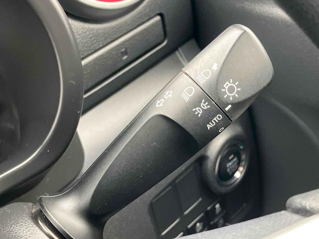 ブーン スタイル　ＳＡＩＩＩ　バックカメラ　ナビ　ＴＶ　クリアランスソナー　衝突被害軽減システム　オートマチックハイビーム　オートライト　ＬＥＤヘッドランプ　スマートキー　アイドリングストップ　電動格納ミラー　ＣＶＴ（9枚目）