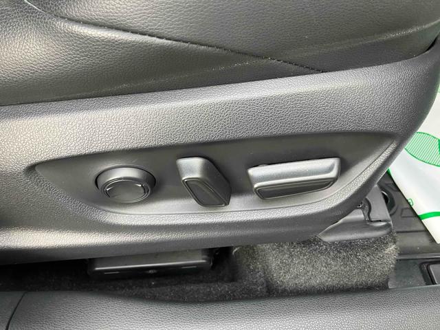 カローラクロス ハイブリッド Z ドライブレコーダー バックカメラ オートクルーズコントロール レーンアシスト パワーシート 衝突被害軽減システム ナビ TV オートマチックハイビーム オートライト LEDヘッドランプ(36枚目)