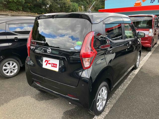 デイズ X ドライブレコーダー バックカメラ ナビ TV クリアランスソナー 衝突被害軽減システム オートライト スマートキー アイドリングストップ 電動格納ミラー ベンチシート CVT 盗難防止システム ABS(17枚目)