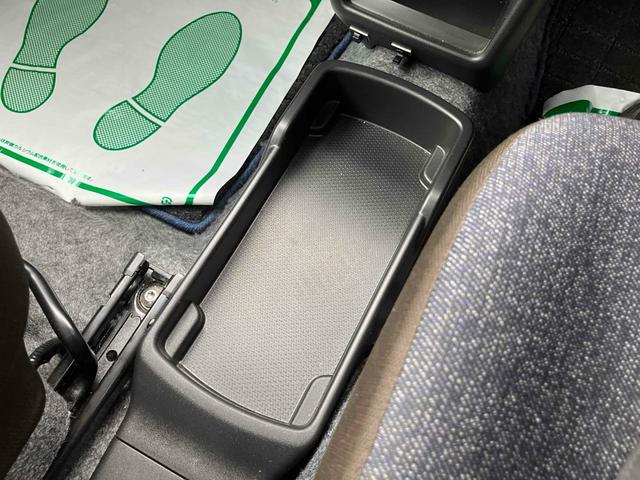 アルト ハイブリッドS クリアランスソナー レーンアシスト 衝突被害軽減システム オートライト キーレスエントリー アイドリングストップ 電動格納ミラー シートヒーター CVT 盗難防止システム ABS ESC CD(37枚目)