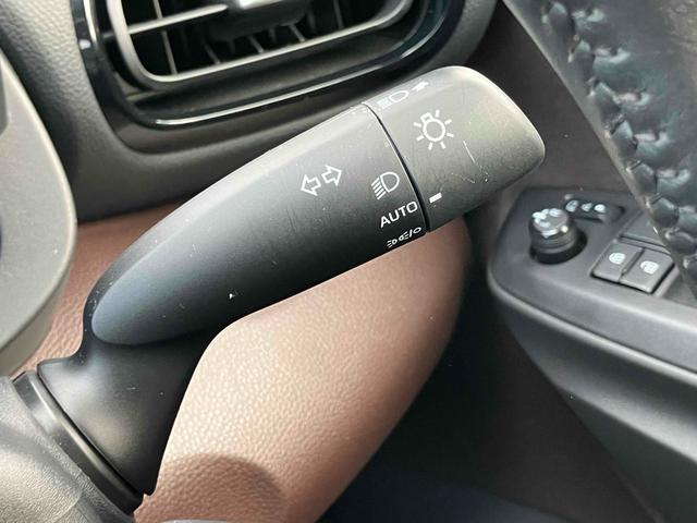 ヤリスクロス Z ドライブレコーダー 全周囲カメラ クリアランスソナー オートクルーズコントロール レーンアシスト パワーシート 衝突被害軽減システム ナビ TV オートマチックハイビーム オートライト(22枚目)