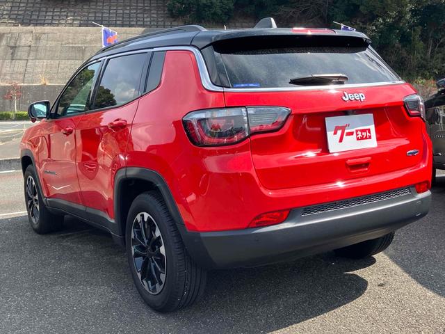 ジープ・コンパス ロンジチュード　ＥＴＣ　バックカメラ　クリアランスソナー　オートクルーズコントロール　レーンアシスト　衝突被害軽減システム　ナビ　ＴＶ　オートライト　ＬＥＤヘッドランプ　ヘッドライトウォッシャー　アルミホイール（22枚目）