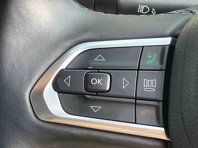 ジープ・コンパス ロンジチュード　ＥＴＣ　バックカメラ　クリアランスソナー　オートクルーズコントロール　レーンアシスト　衝突被害軽減システム　ナビ　ＴＶ　オートライト　ＬＥＤヘッドランプ　ヘッドライトウォッシャー　アルミホイール（42枚目）