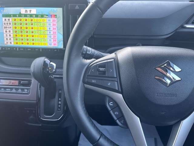 ソリオバンディット ハイブリッドＭＶ　衝突被害軽減ブレーキ　車線逸脱警報　アクセル踏み間違い防止　障害物センサー　アダプティブクルーズ　自動ハイビーム　アイドリングストップ　メモリーナビ　フルセグ　ＤＶＤ再生　ＥＴＣ車載器　スマートキー（5枚目）