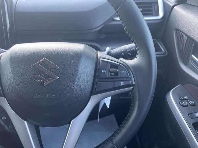 ソリオバンディット ハイブリッドＭＶ　衝突被害軽減ブレーキ　車線逸脱警報　アクセル踏み間違い防止　障害物センサー　アダプティブクルーズ　自動ハイビーム　アイドリングストップ　メモリーナビ　フルセグ　ＤＶＤ再生　ＥＴＣ車載器　スマートキー（6枚目）