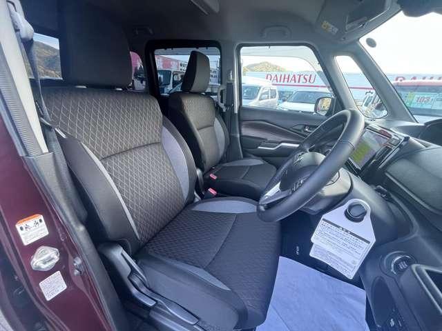 ソリオバンディット ハイブリッドＭＶ　衝突被害軽減ブレーキ　車線逸脱警報　アクセル踏み間違い防止　障害物センサー　アダプティブクルーズ　自動ハイビーム　アイドリングストップ　メモリーナビ　フルセグ　ＤＶＤ再生　ＥＴＣ車載器　スマートキー（16枚目）