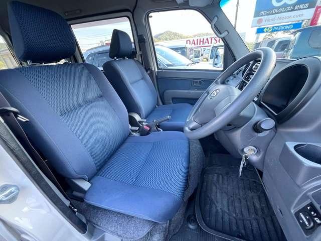 ハイゼットカーゴ クルーズＳＡＩＩＩ　衝突被害軽減ブレーキ　車線逸脱警報　障害物センサー　アイドリングストップ　パワーウインドウ　キーレスエントリー　ＡＴ４速　ハイルーフ　広報車　ＹＯＳＡＫＯＩ地方車（17枚目）