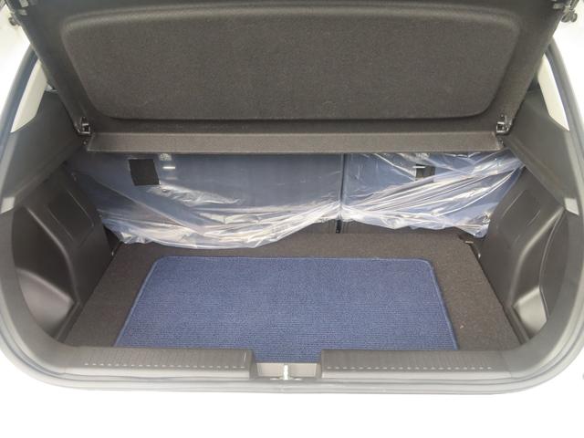 フロンクス ベースグレード　弊社デモカー　ナビ　全方位モニター　ハーフレザー＆シートヒーター　アダプティブクルーズコントロール　衝突軽減装置　ブラインドスポットモニター　ディスプレイオーディオ（11枚目）